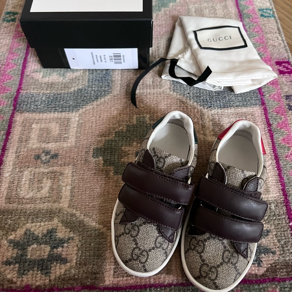 Gucci sneakers